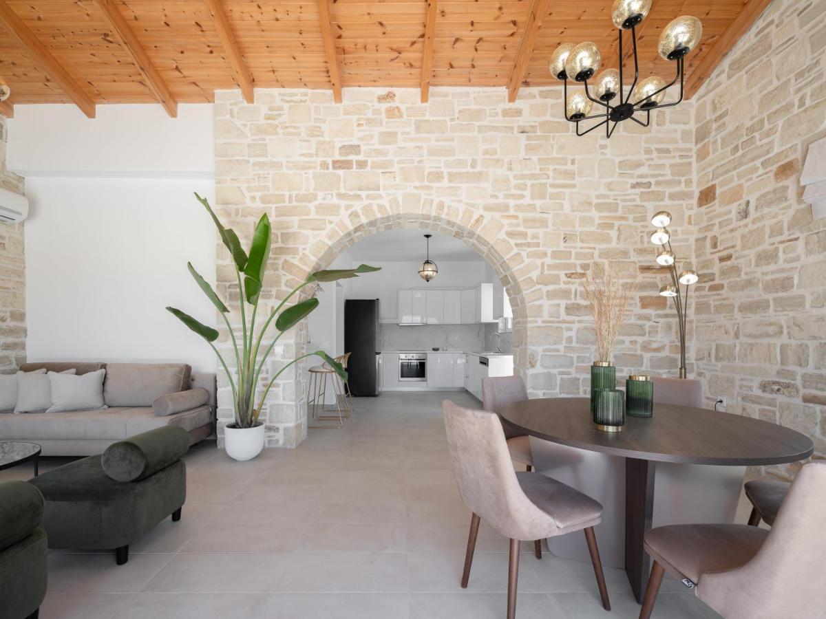 Evaero Villas I, II, III, IV - an ever-so inviting escape, By ThinkVilla Sfáka Esterno foto