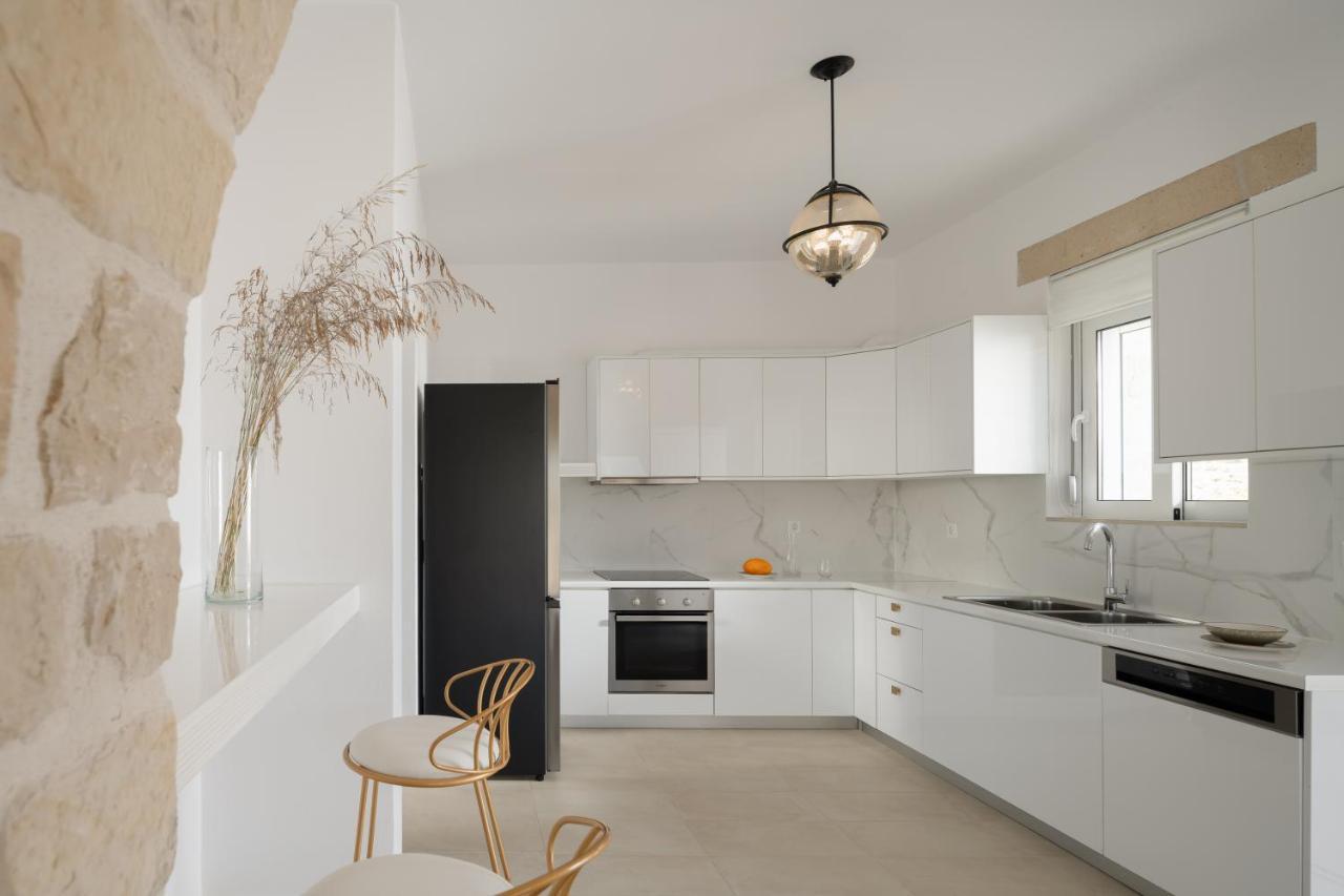 Evaero Villas I, II, III, IV - an ever-so inviting escape, By ThinkVilla Sfáka Esterno foto