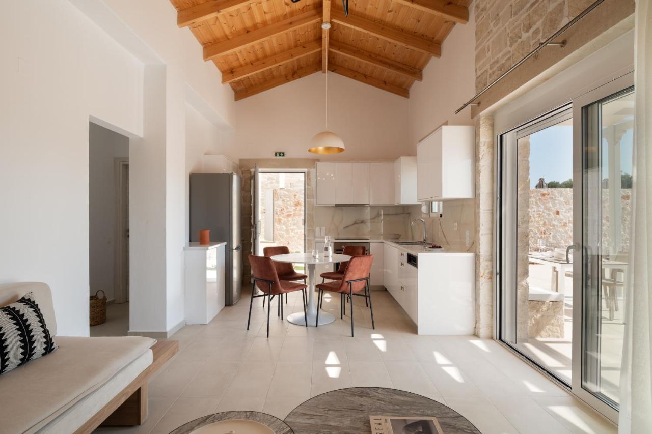 Evaero Villas I, II, III, IV - an ever-so inviting escape, By ThinkVilla Sfáka Esterno foto