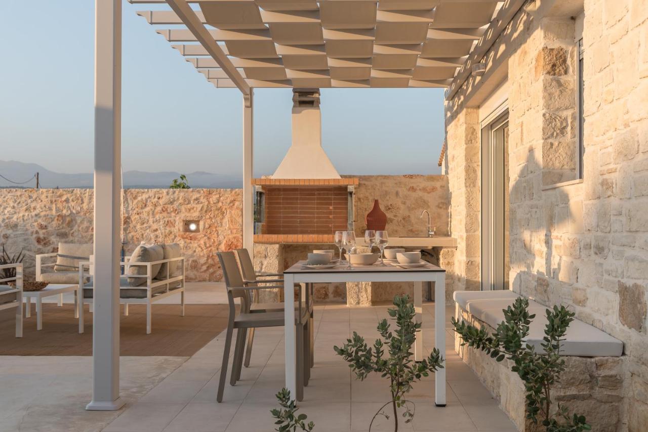 Evaero Villas I, II, III, IV - an ever-so inviting escape, By ThinkVilla Sfáka Esterno foto