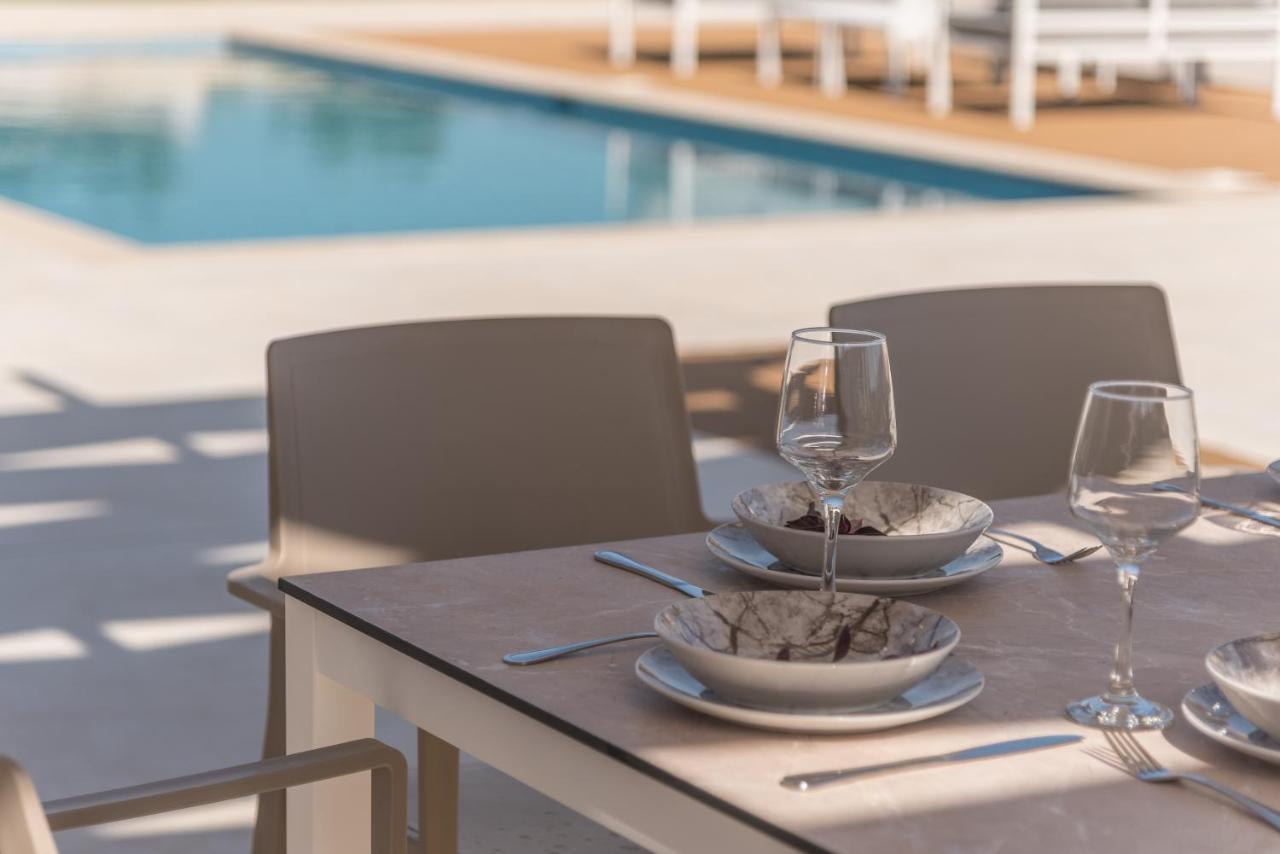 Evaero Villas I, II, III, IV - an ever-so inviting escape, By ThinkVilla Sfáka Esterno foto